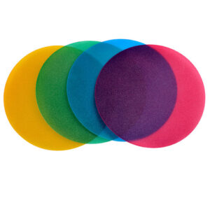 Kit de Filtros de Colores y Rejilla Godox AD-S11 montado en un flash AD200, mostrando los filtros de colores y la rejilla tipo panal para efectos de iluminación creativos